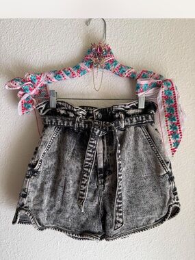 ALLSAINTS Vintage-Inspired High-Waist Acid Wash Paperbag Denim Shorts